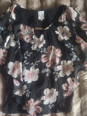 Naif Blouse M